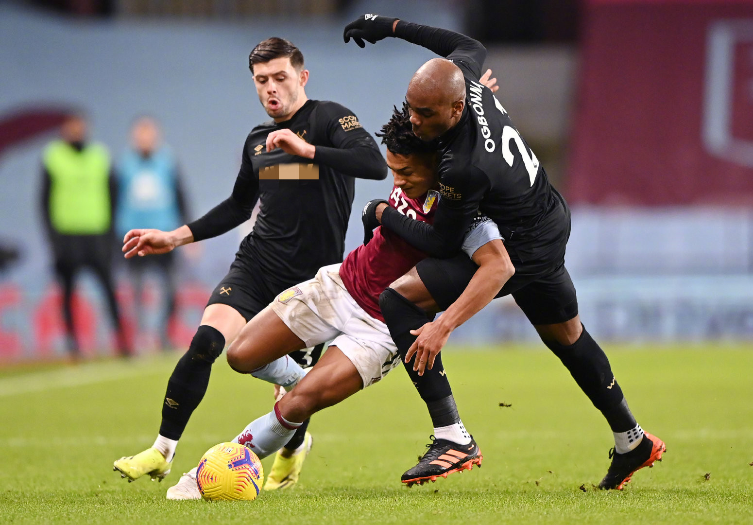 是球场上的 是球场上的